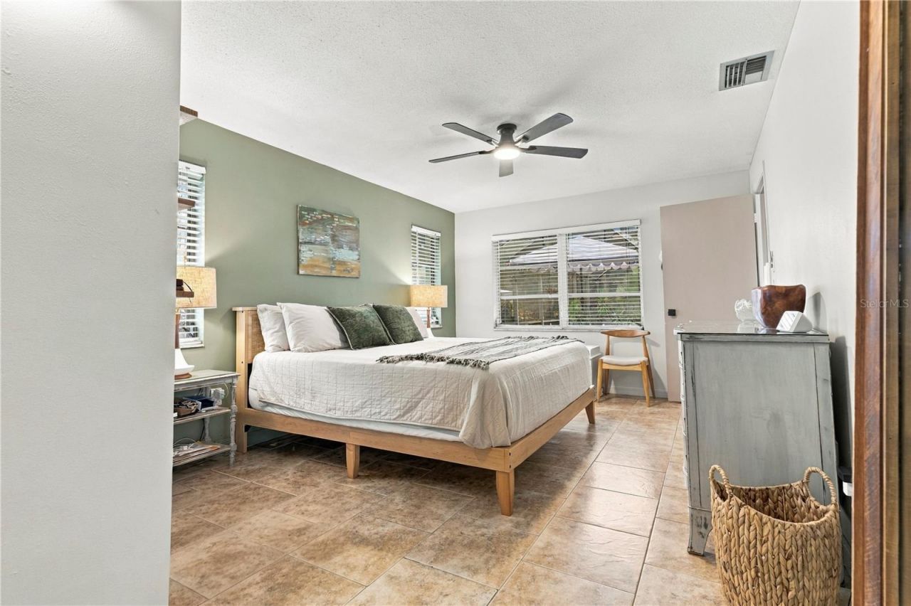 10211 139th Street , Largo, FL 33774 Photo