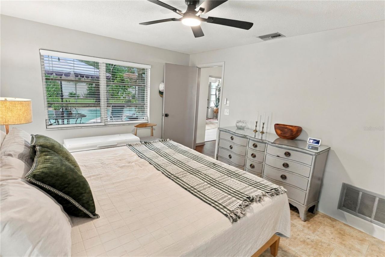 10211 139th Street , Largo, FL 33774 Photo