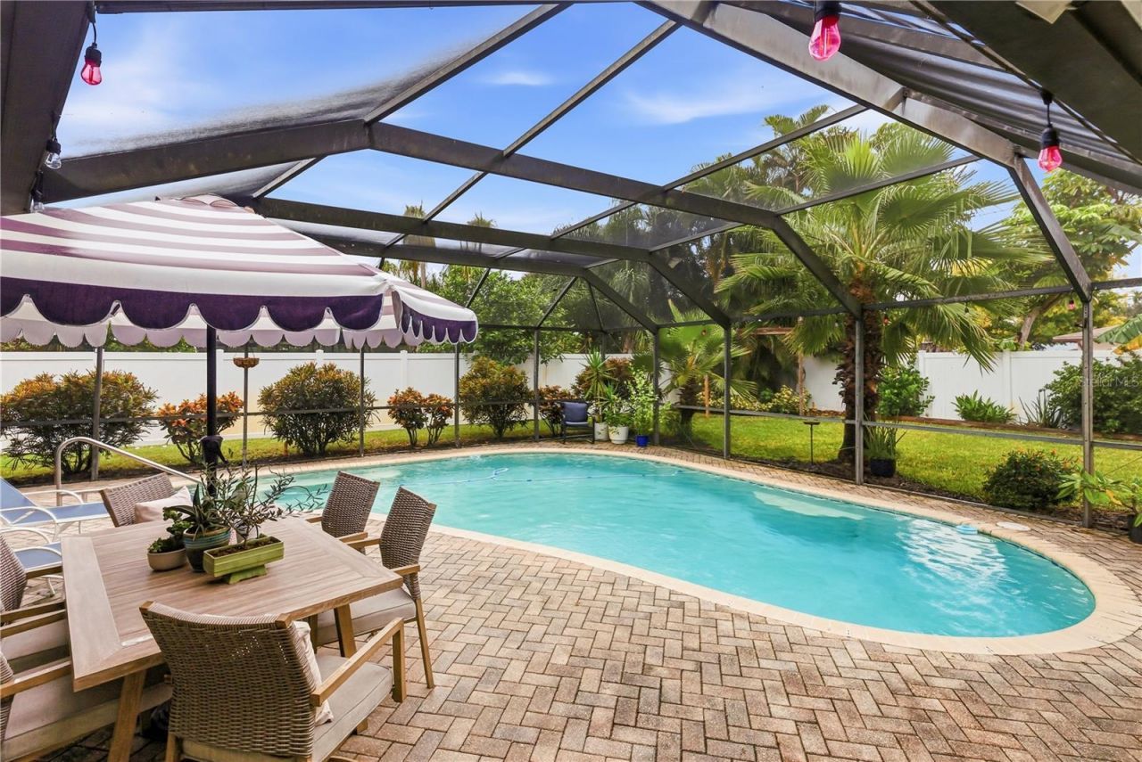 10211 139th Street , Largo, FL 33774 Photo