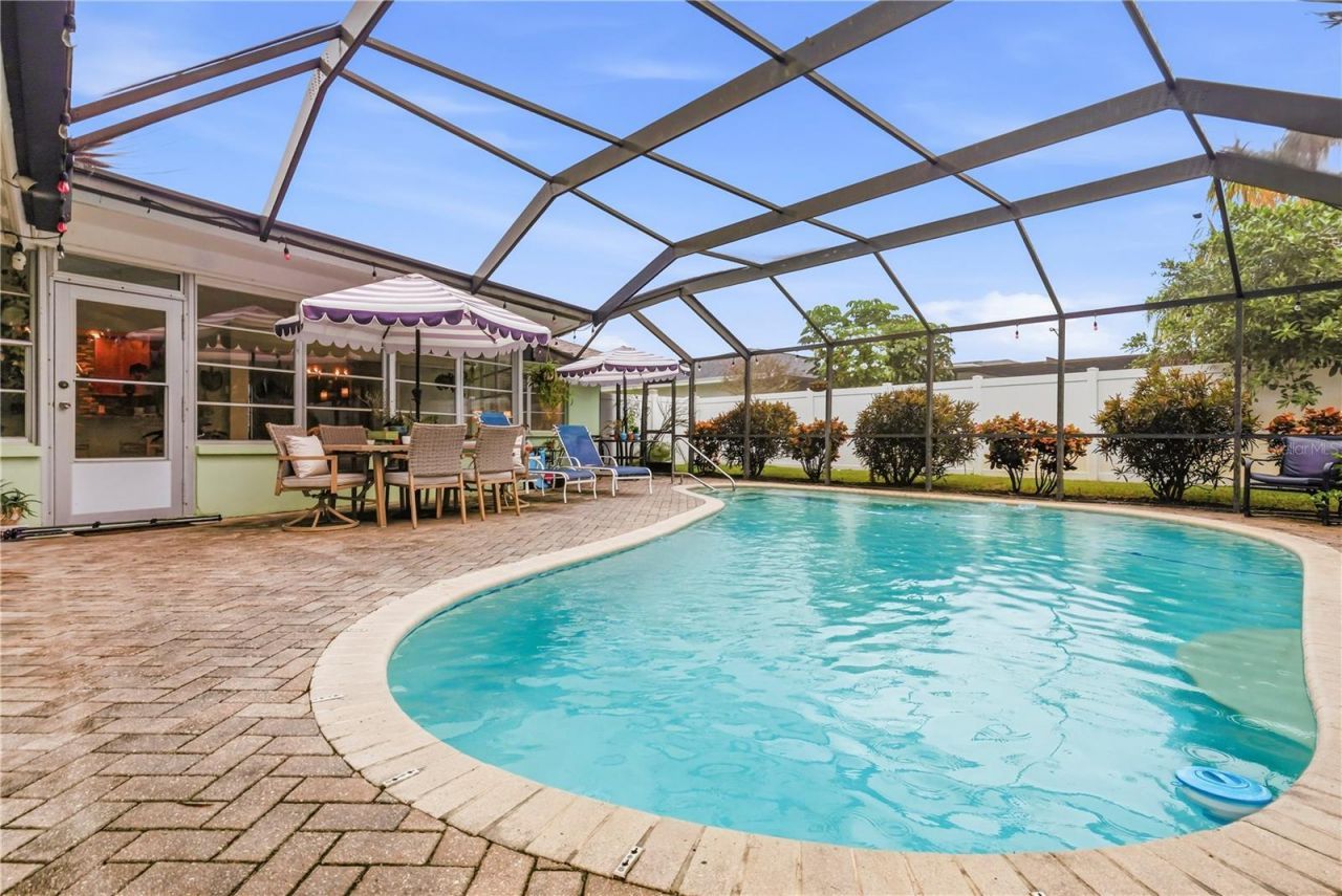 10211 139th Street , Largo, FL 33774 Photo