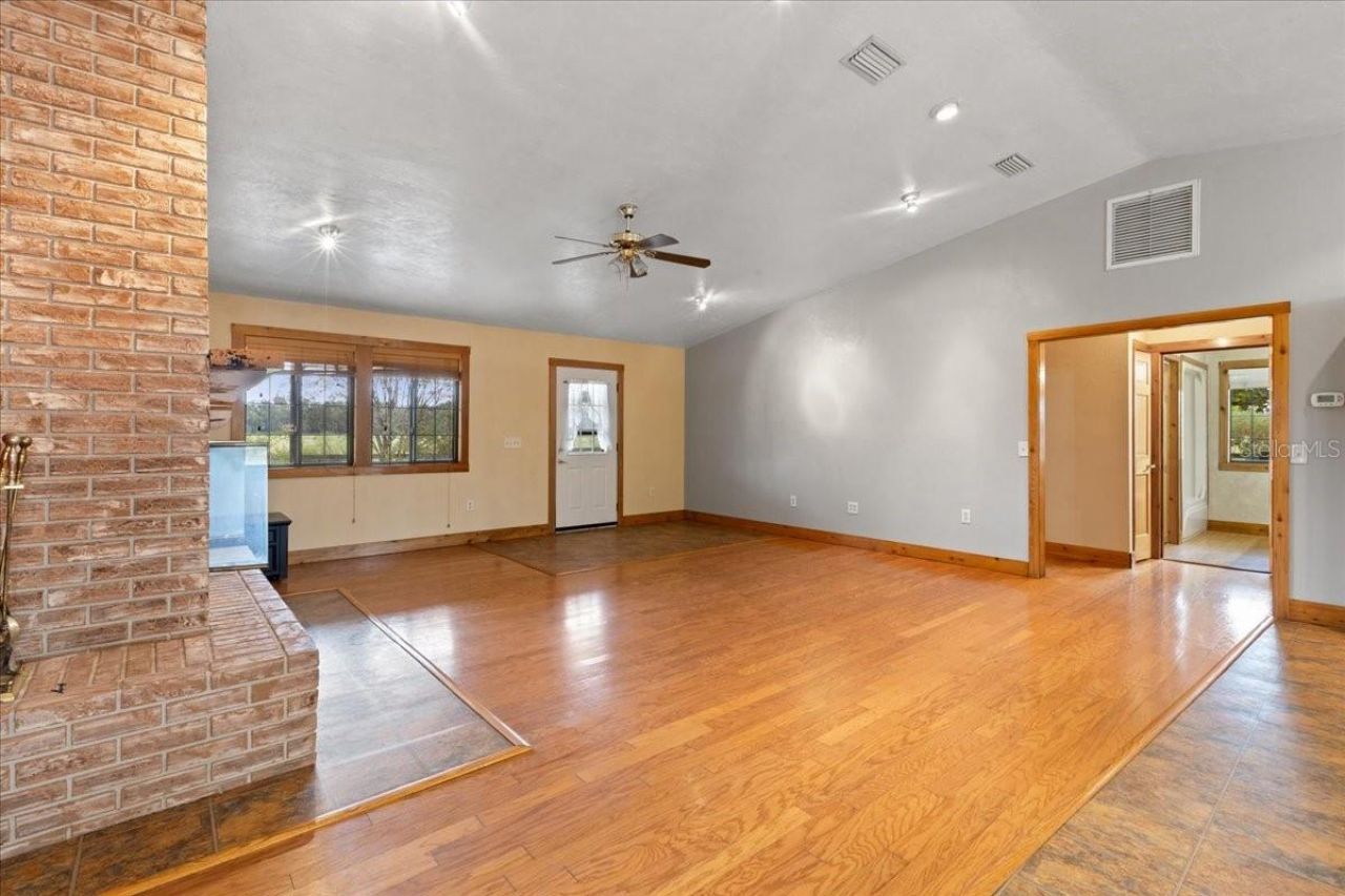 6351 SW 2nd Lane , Bell, FL 32619 Photo