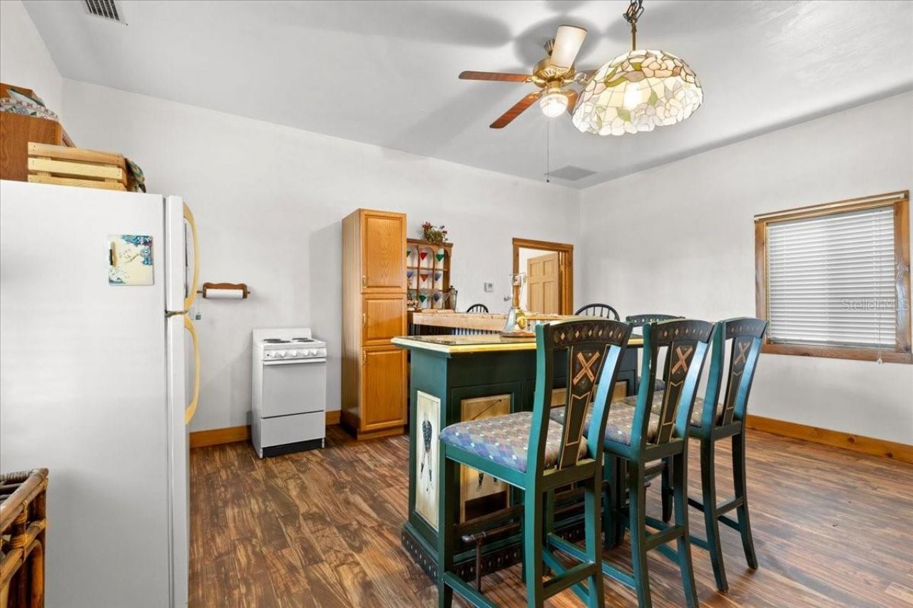 6351 SW 2nd Lane , Bell, FL 32619 Photo