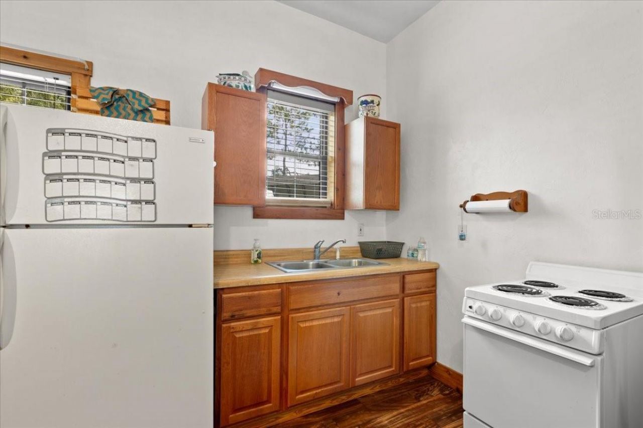 6351 SW 2nd Lane , Bell, FL 32619 Photo
