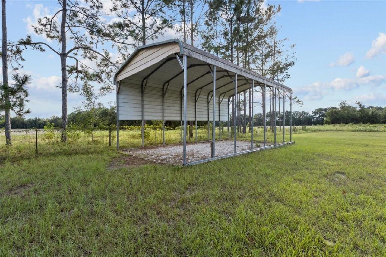 6351 SW 2nd Lane , Bell, FL 32619 Photo