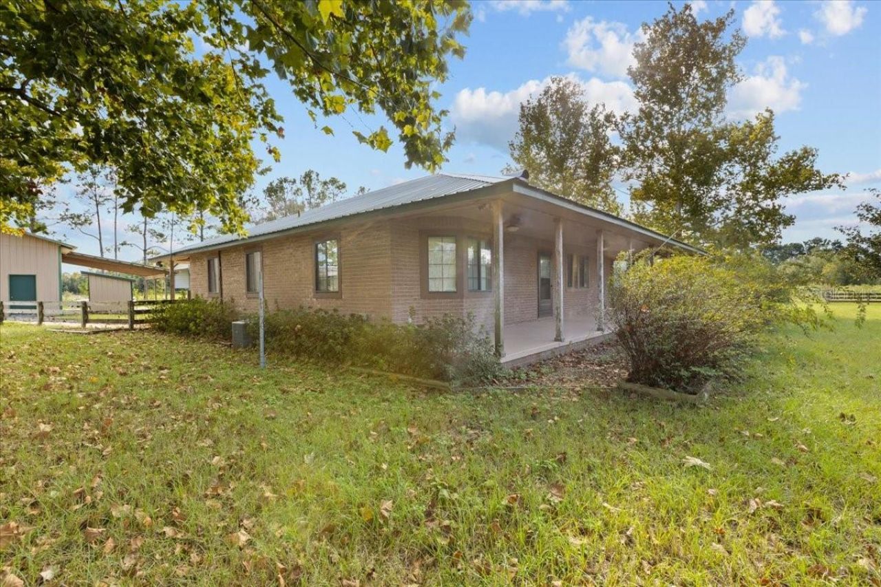 6351 SW 2nd Lane , Bell, FL 32619 Photo
