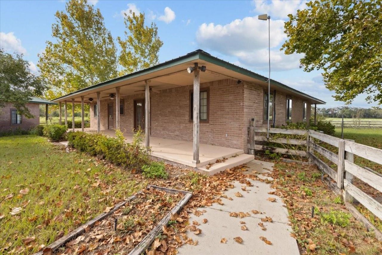 6351 SW 2nd Lane , Bell, FL 32619 Photo