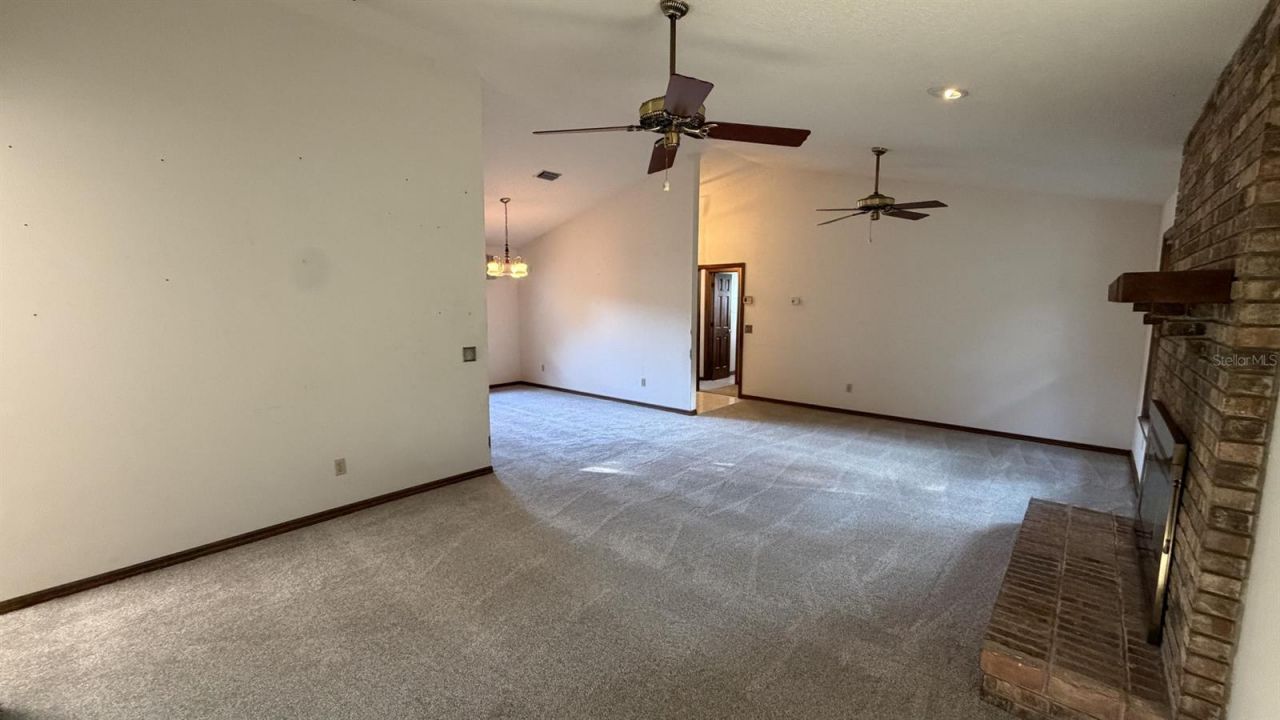 107 Hunter Point Court , Debary, FL 32713 Photo