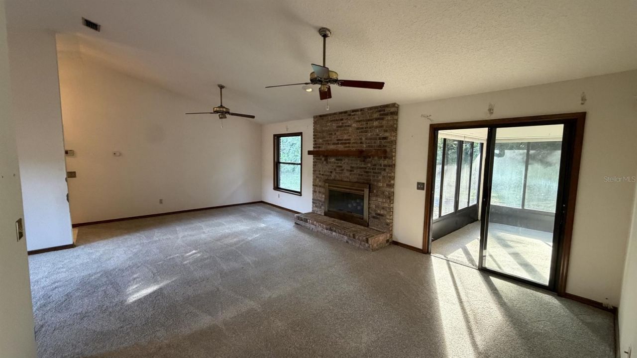 107 Hunter Point Court , Debary, FL 32713 Photo