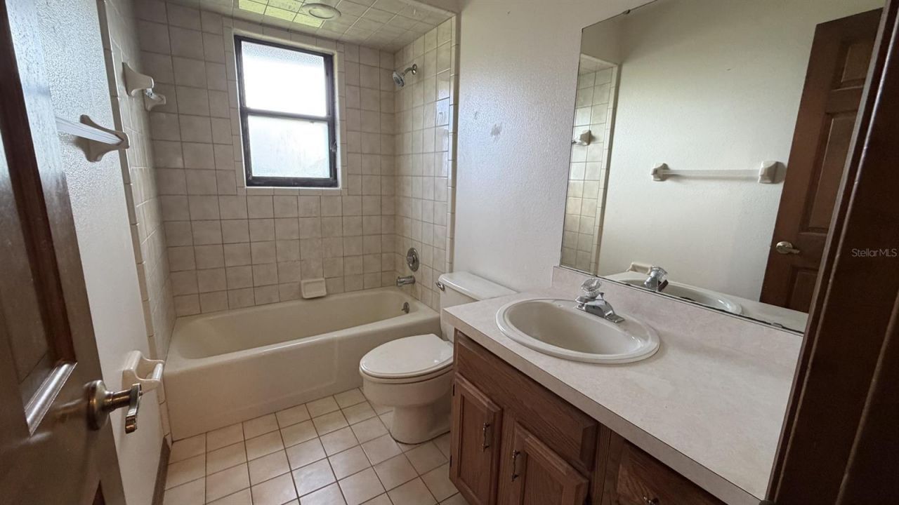 107 Hunter Point Court , Debary, FL 32713 Photo