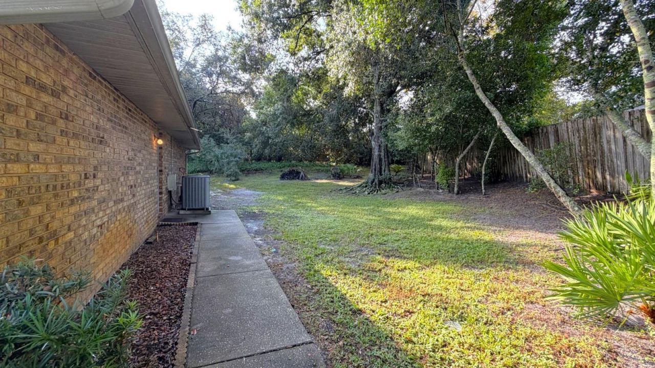 107 Hunter Point Court , Debary, FL 32713 Photo