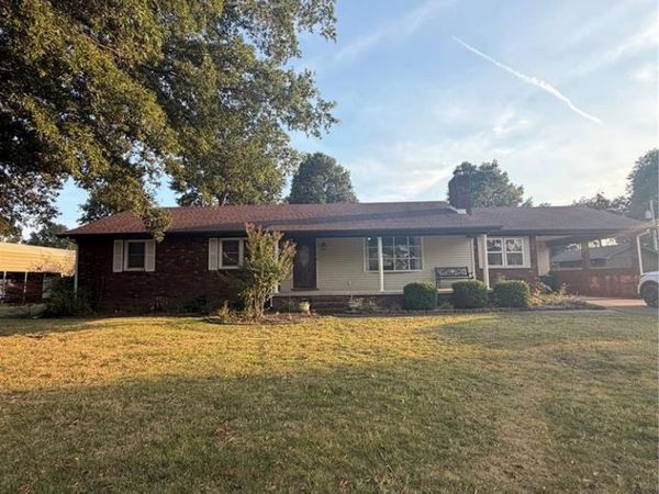 509 W 6TH Street , Portageville, MO 63873