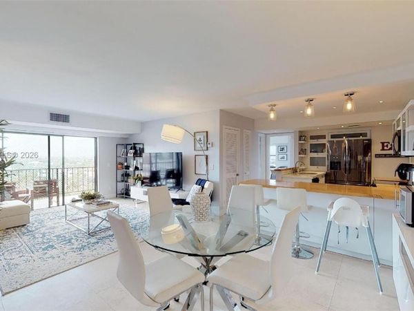77 Crandon Blvd , Unit 8D, Key Biscayne, FL 33149