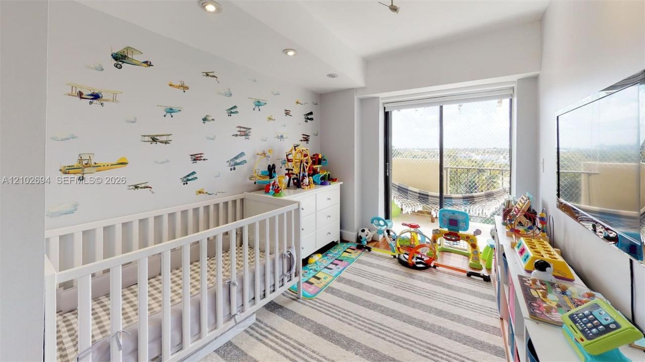 77 Crandon Blvd , Unit 8D, Key Biscayne, FL 33149 Photo