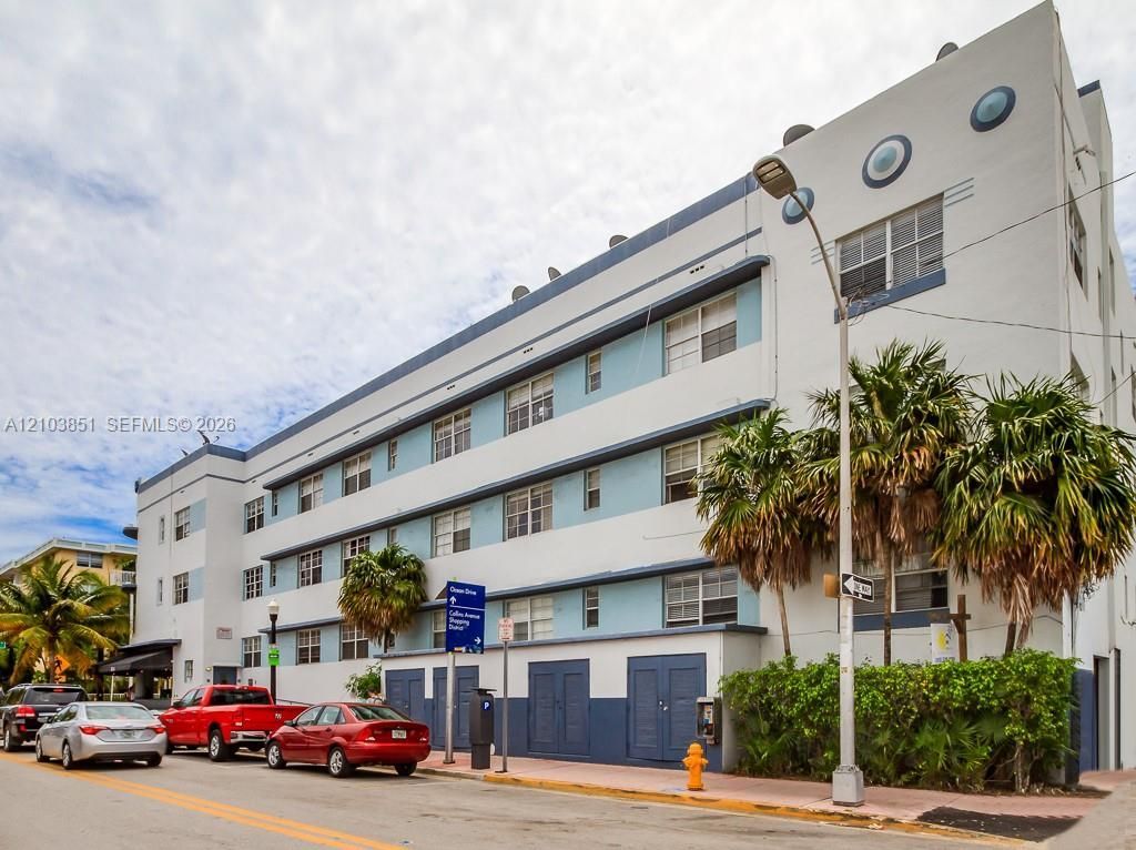 1360 Collins Ave, Unit 302, Miami Beach, FL 33139 Photo