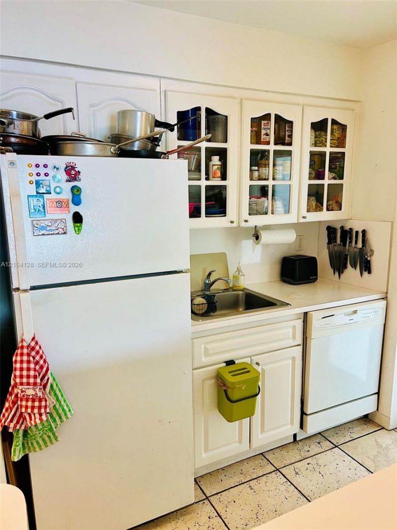 1441 Lincoln Rd , Unit 207, Miami Beach, FL 33139 Photo