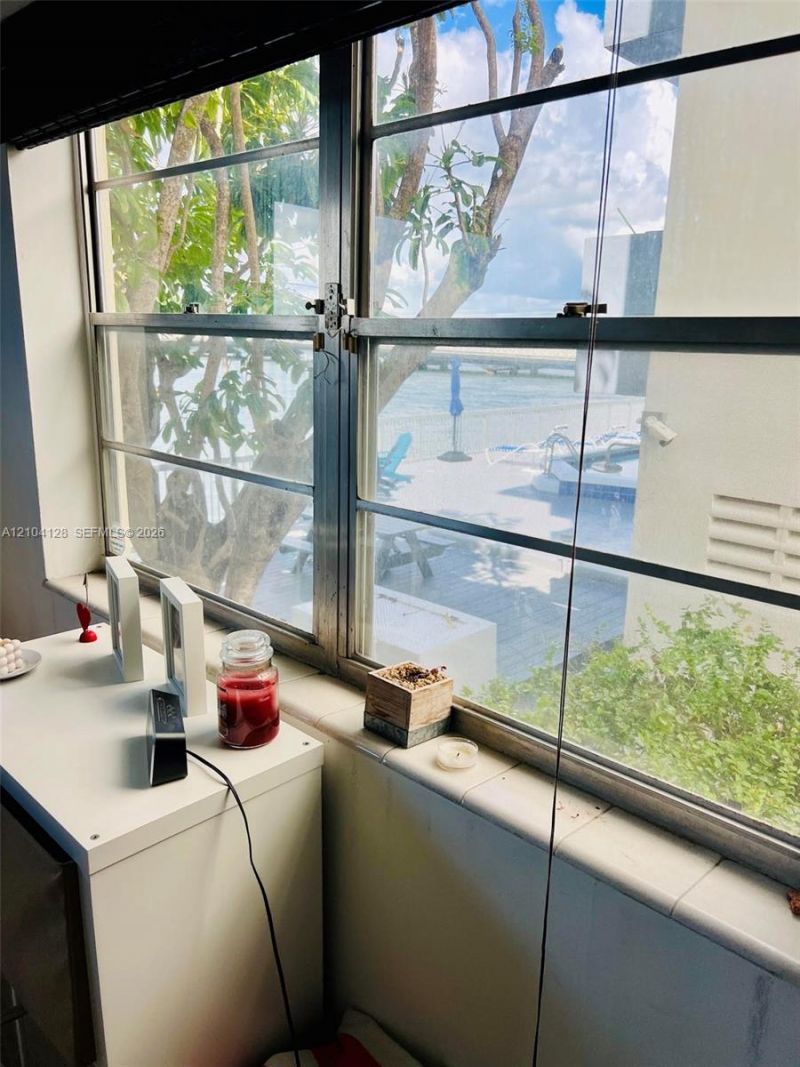 1441 Lincoln Rd , Unit 207, Miami Beach, FL 33139 Photo