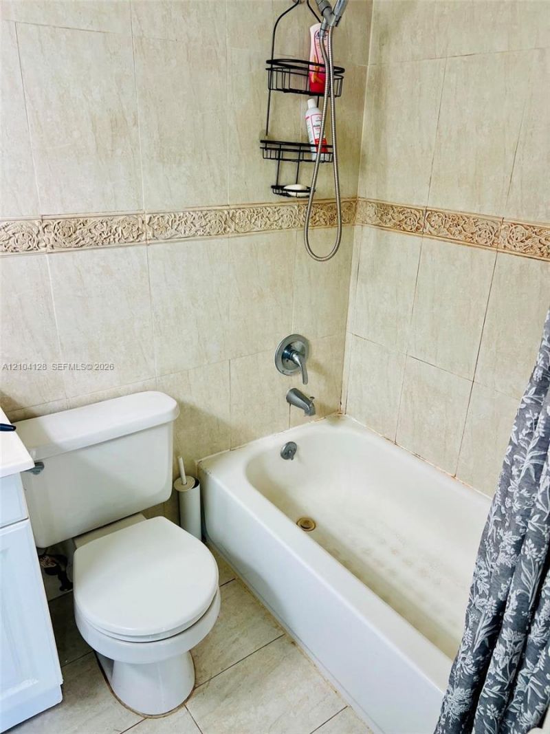 1441 Lincoln Rd , Unit 207, Miami Beach, FL 33139 Photo