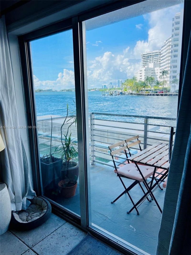 1441 Lincoln Rd , Unit 207, Miami Beach, FL 33139 Photo