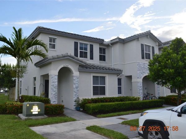 2744 SE 19th St , Homestead, FL 33035