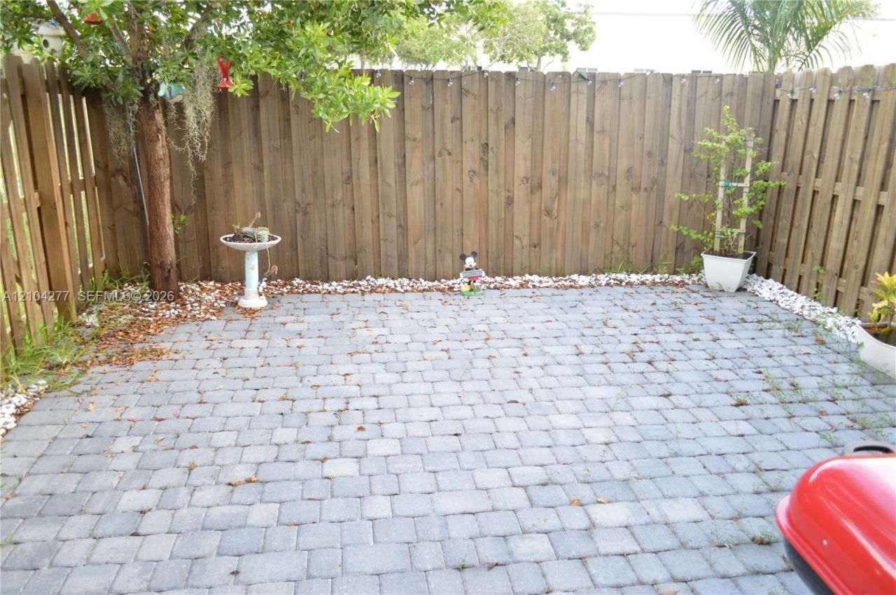 2744 SE 19th St , Homestead, FL 33035 Photo