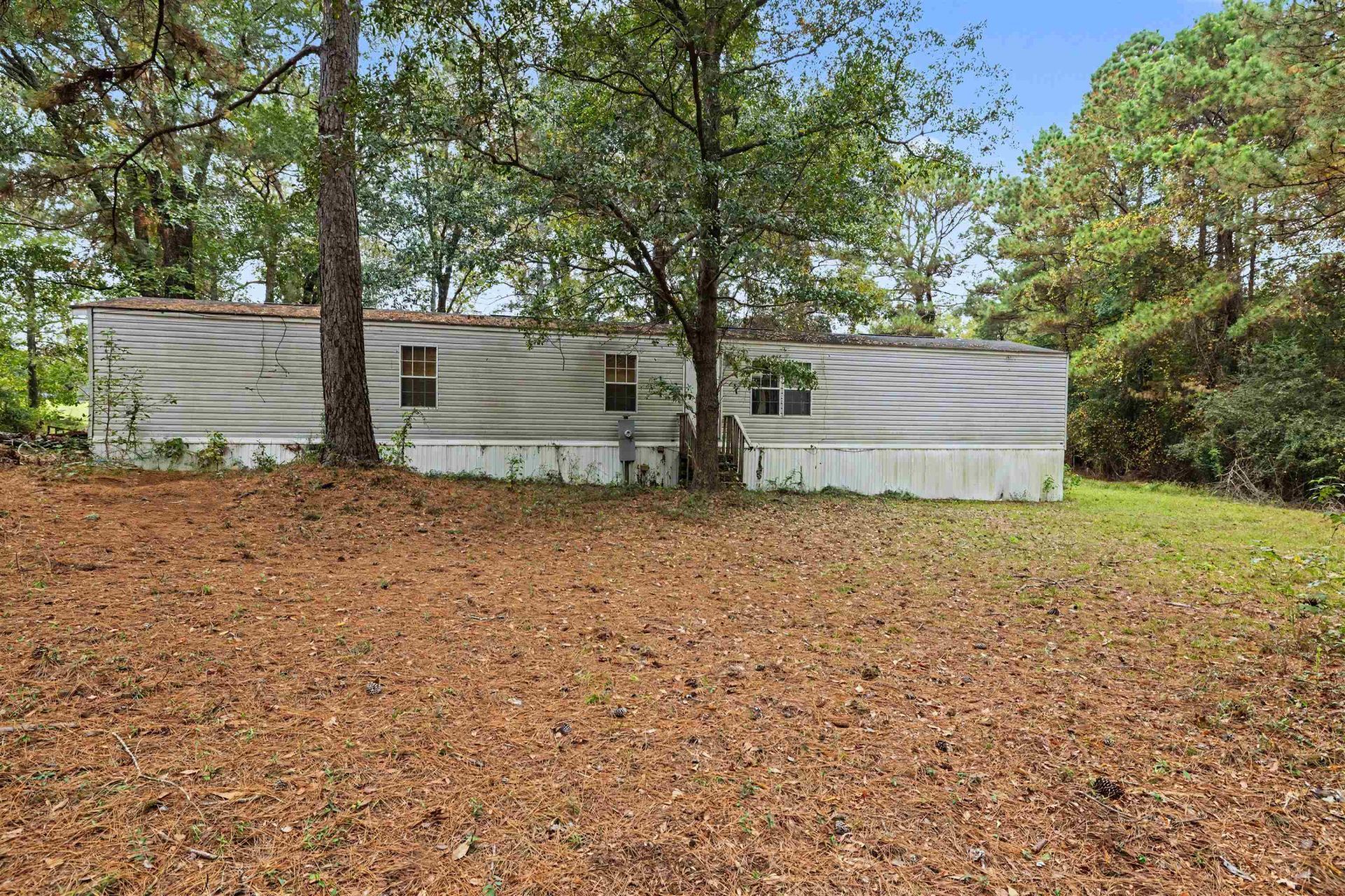 1068 Old River Rd.  Photo 10