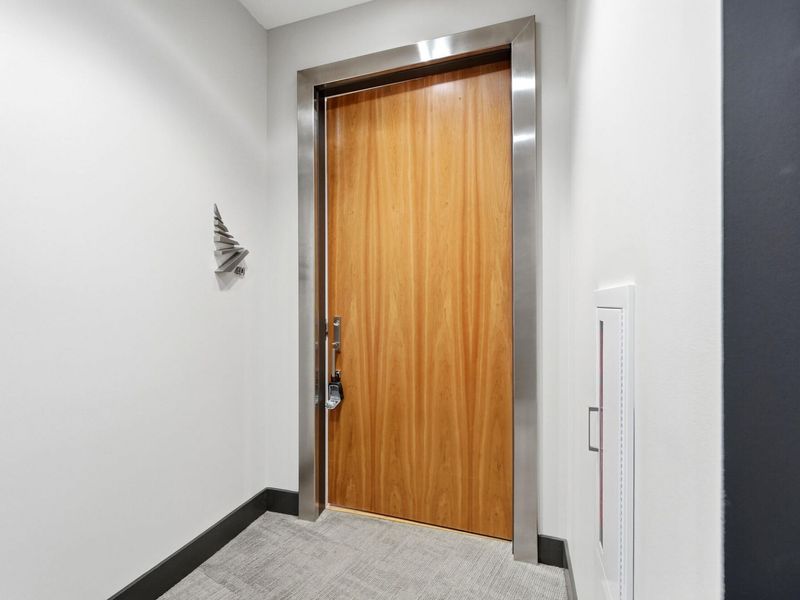 1 Roebling Way, Unit 401, Covington, KY 41011 Photo 3