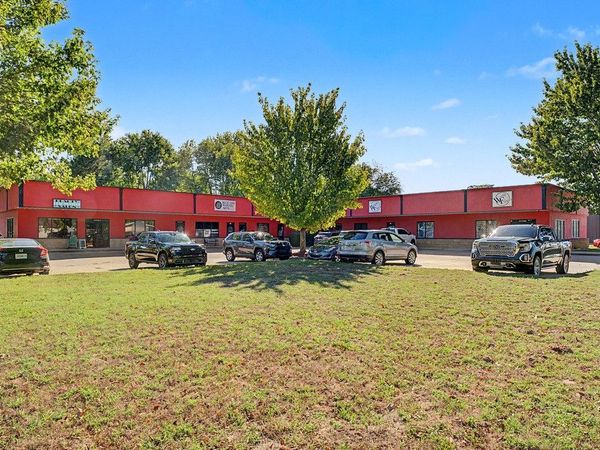 201 Lee Town Road , Pea Ridge, AR 72751