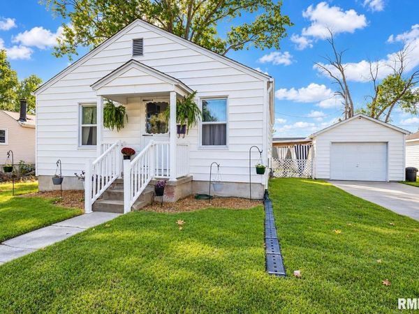 318 S 3RD Street, Marion, IL 62959
