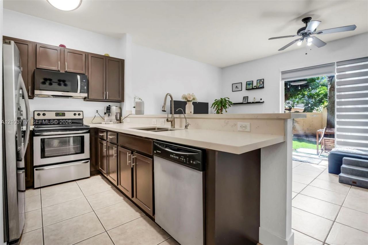 8922 SW 19th St , Miramar, FL 33025 Photo