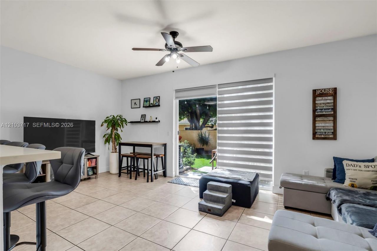 8922 SW 19th St , Miramar, FL 33025 Photo
