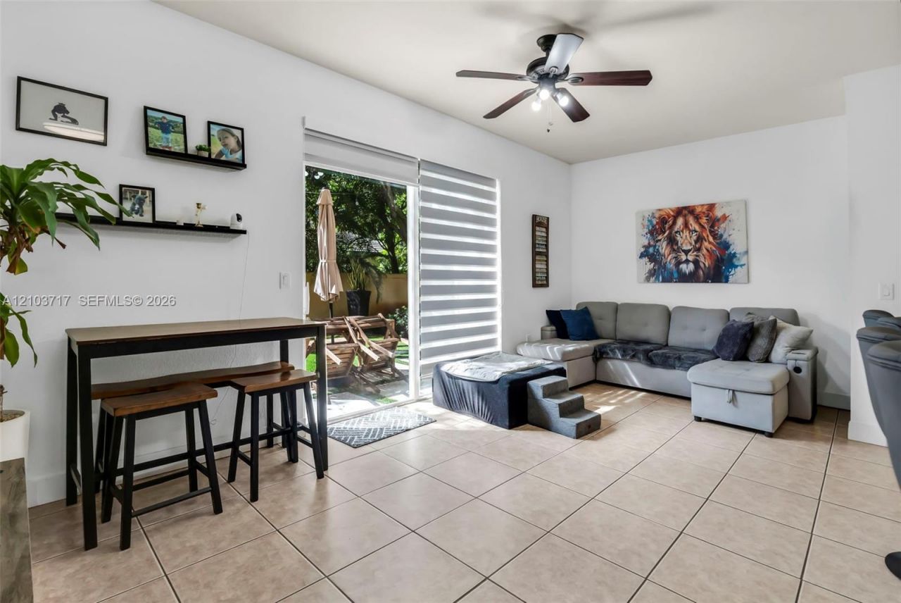 8922 SW 19th St , Miramar, FL 33025 Photo