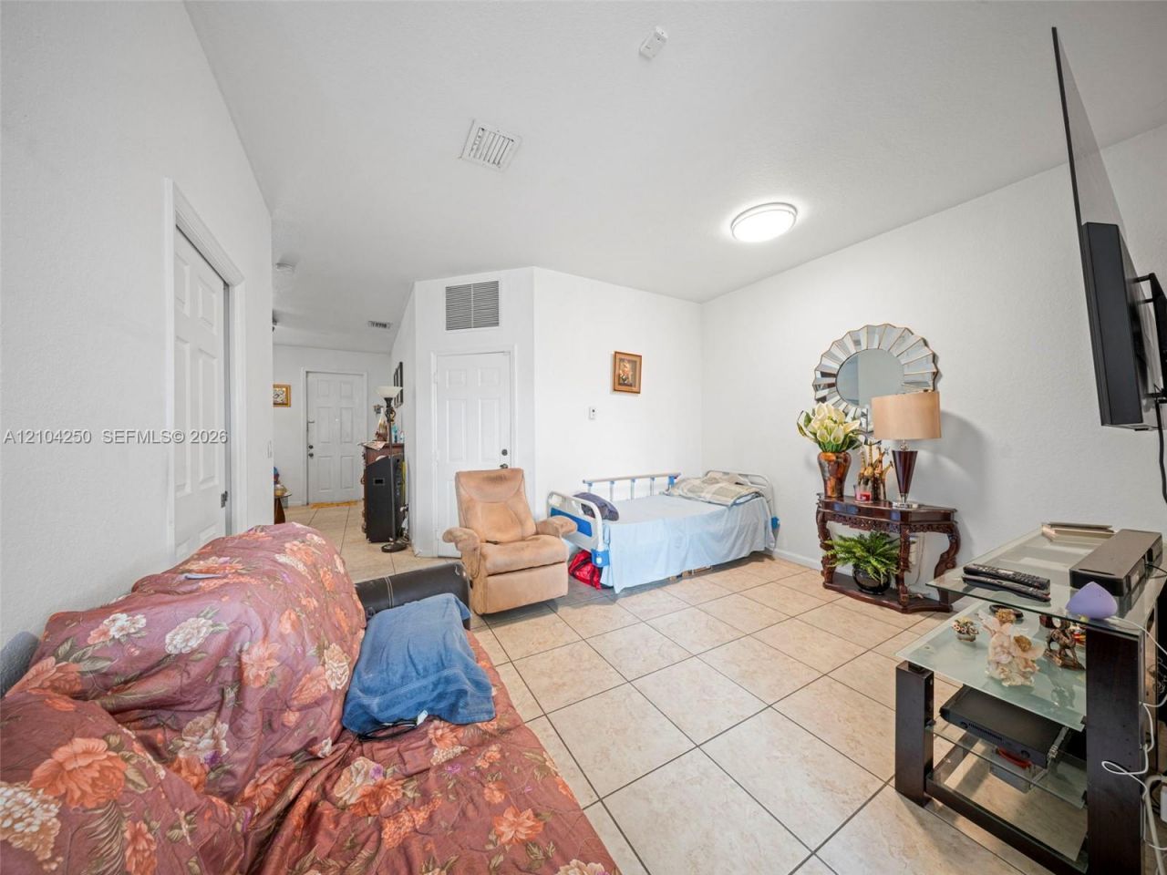 2104 NE 3rd Ct , Homestead, FL 33033 Photo