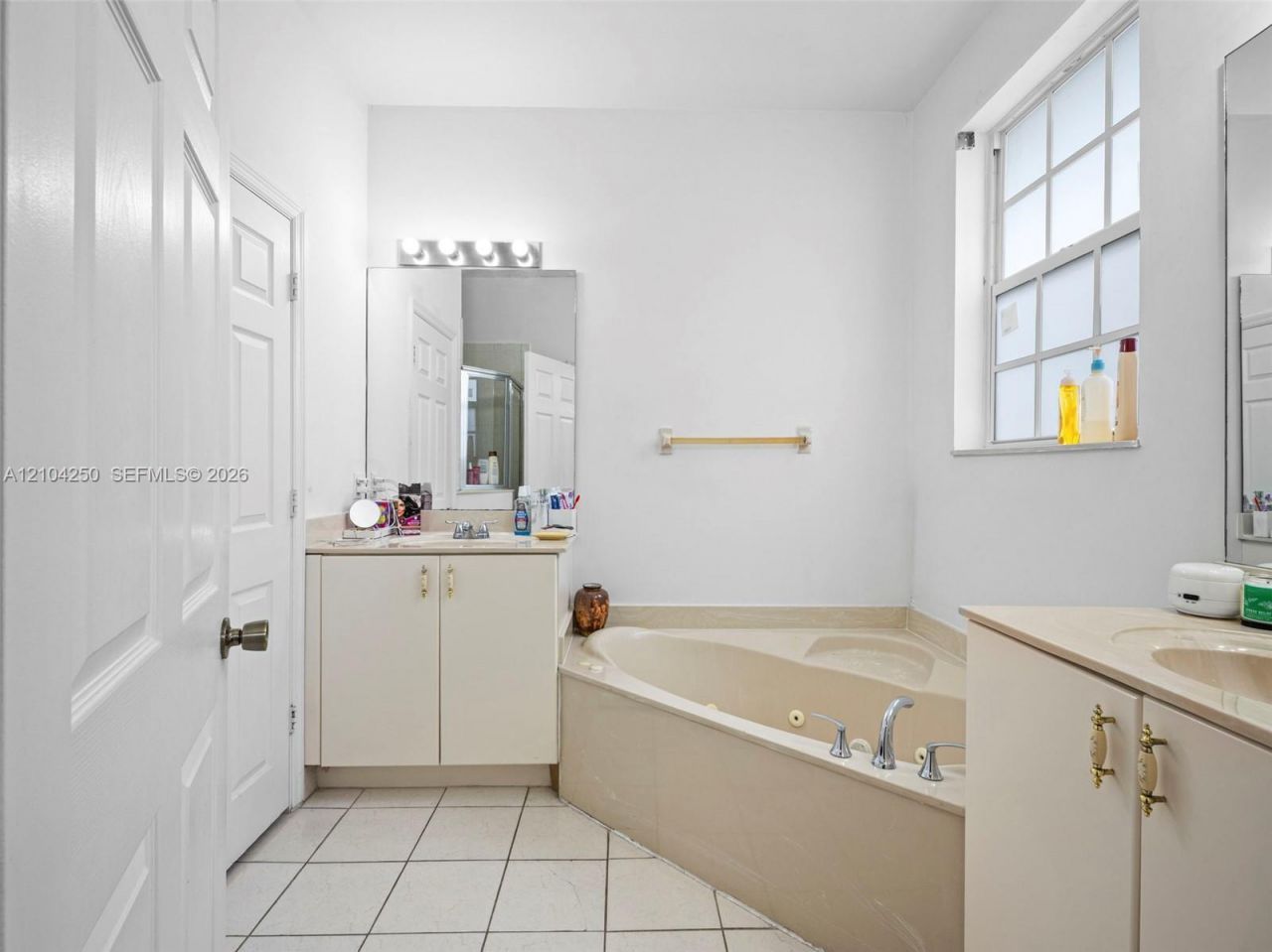 2104 NE 3rd Ct , Homestead, FL 33033 Photo