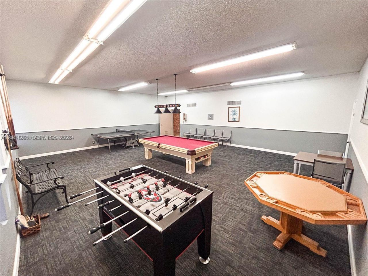 400 Diplomat Pkwy, Unit 601, Hallandale Beach, FL 33009 Photo