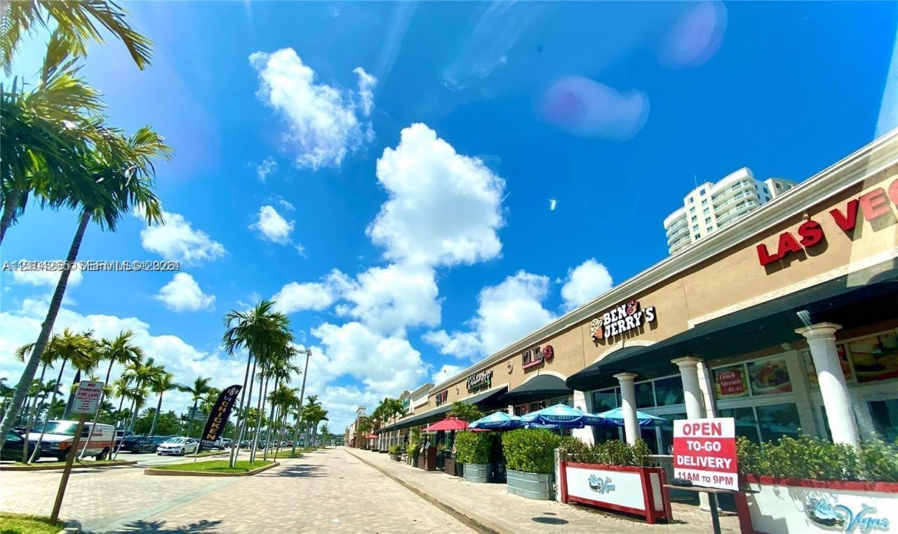 400 Diplomat Pkwy, Unit 601, Hallandale Beach, FL 33009 Photo