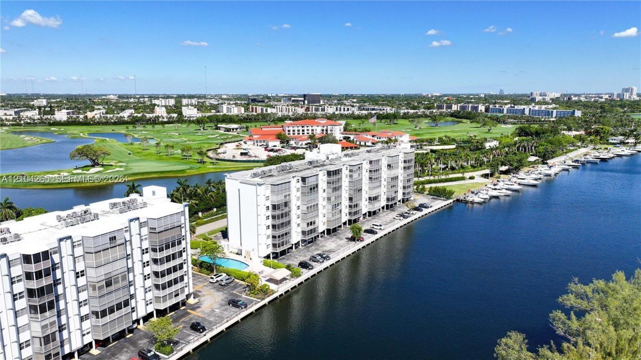 400 Diplomat Pkwy, Unit 601, Hallandale Beach, FL 33009 Photo