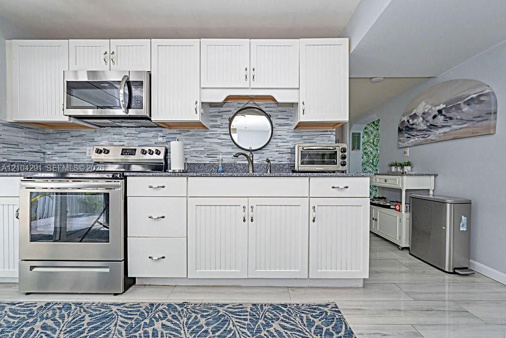 30 Orange Dr , Key Largo, FL 33037 Photo