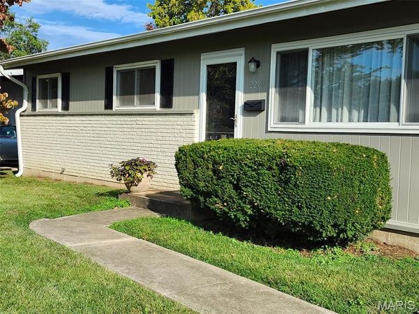 2250 Flight Drive , Florissant, MO 63031