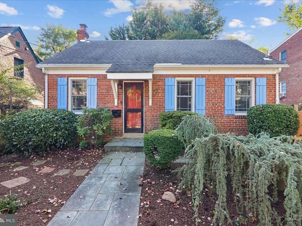 905 ERIE AVENUE, TAKOMA PARK, MD 20912