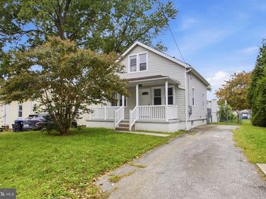 2212 PLEASANTVIEW AVENUE, UPPER CHICHESTER, PA 19061