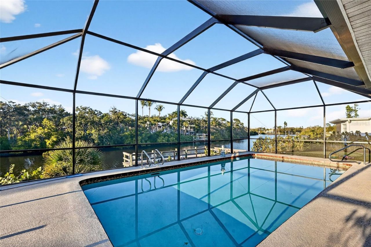 5424 America Drive, Sarasota, FL 34231 Photo