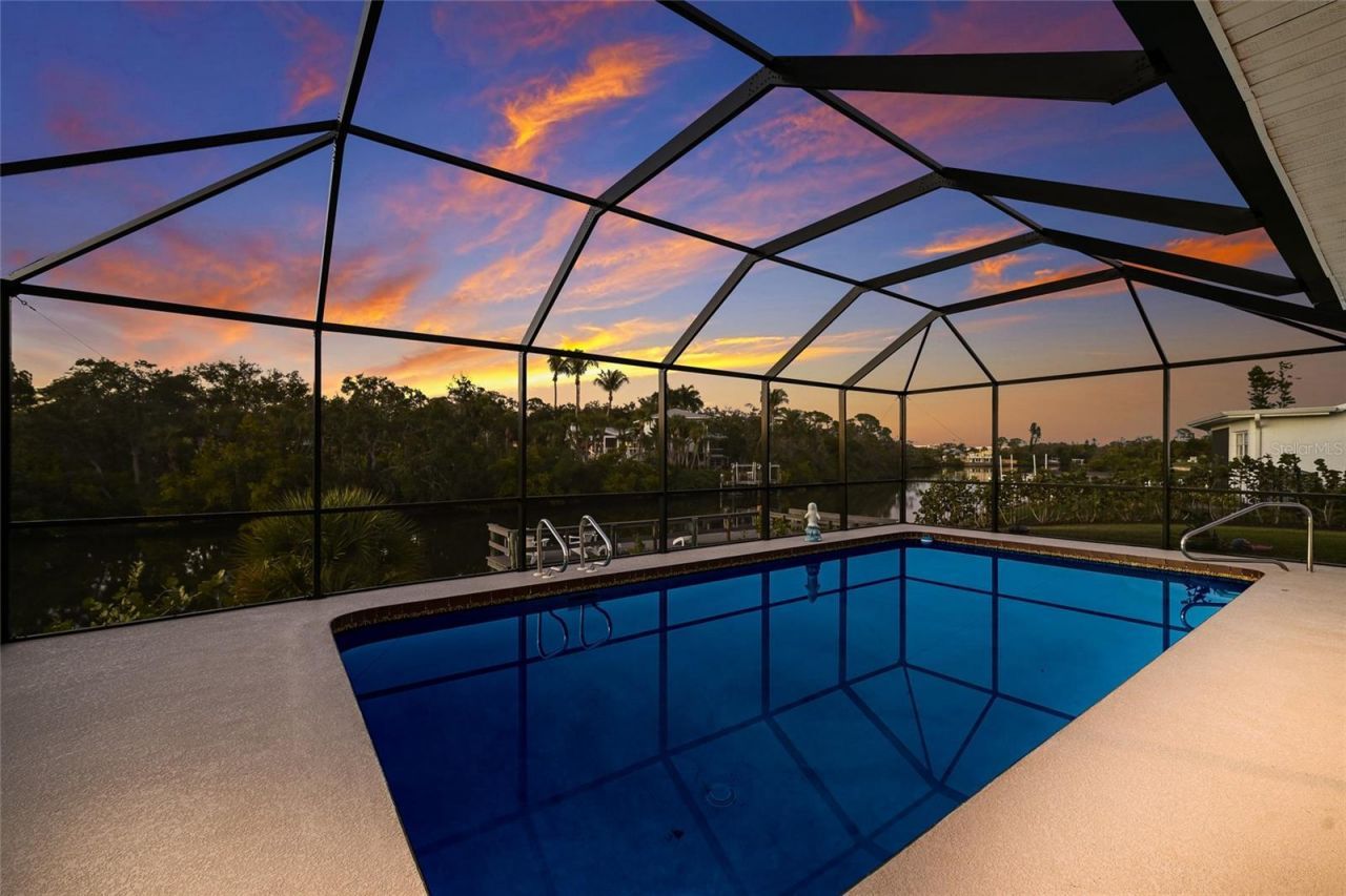 5424 America Drive, Sarasota, FL 34231 Photo