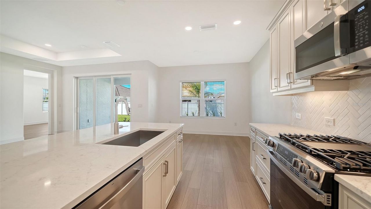8039 Anthirium Loop, Sarasota, FL 34240 Photo