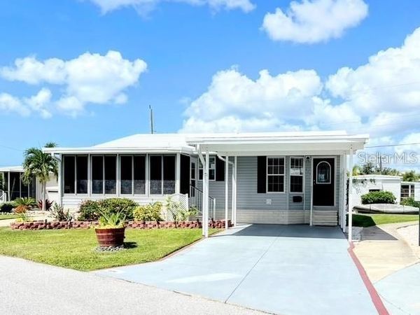 634 LEISURE , VENICE, FL 34285