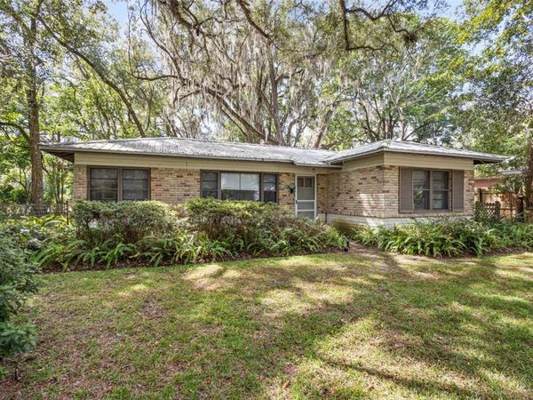 2703 NW 2ND AVENUE, GAINESVILLE, FL 32607