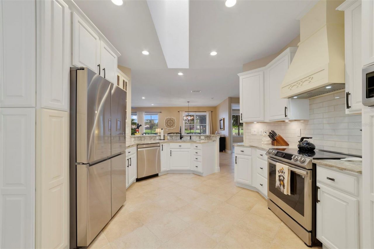 893 Glendora Road S, Poinciana, FL 34759 Photo