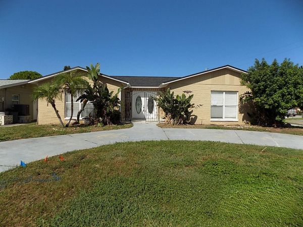 13701 GARRIS DRIVE , HUDSON, FL 34667