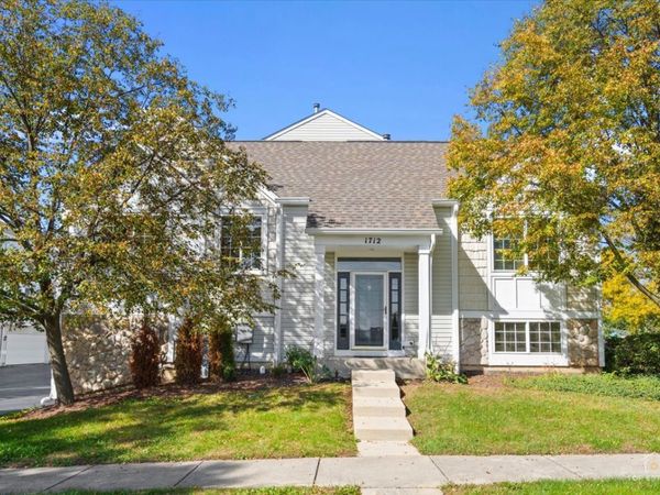 1712 Middlebury Drive , Unit 306, Aurora, IL 60503