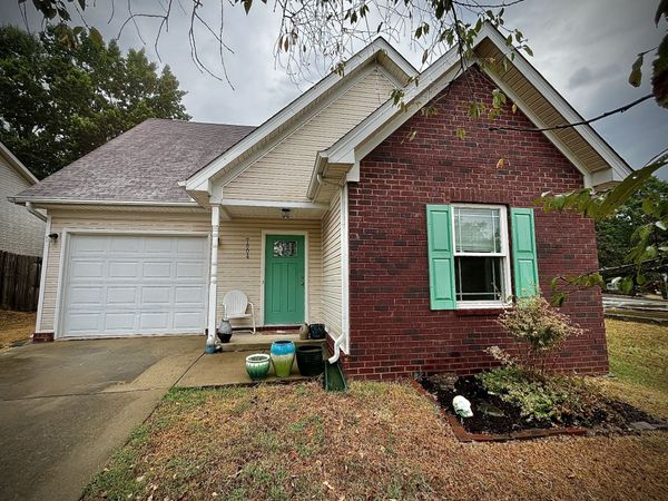 7504 W Winchester Dr , Antioch, TN 37013