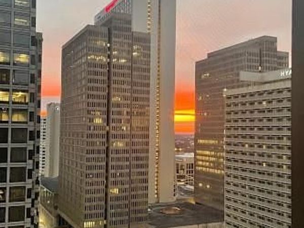 300 Peachtree Street NE, Unit 5L, Atlanta, GA 30308